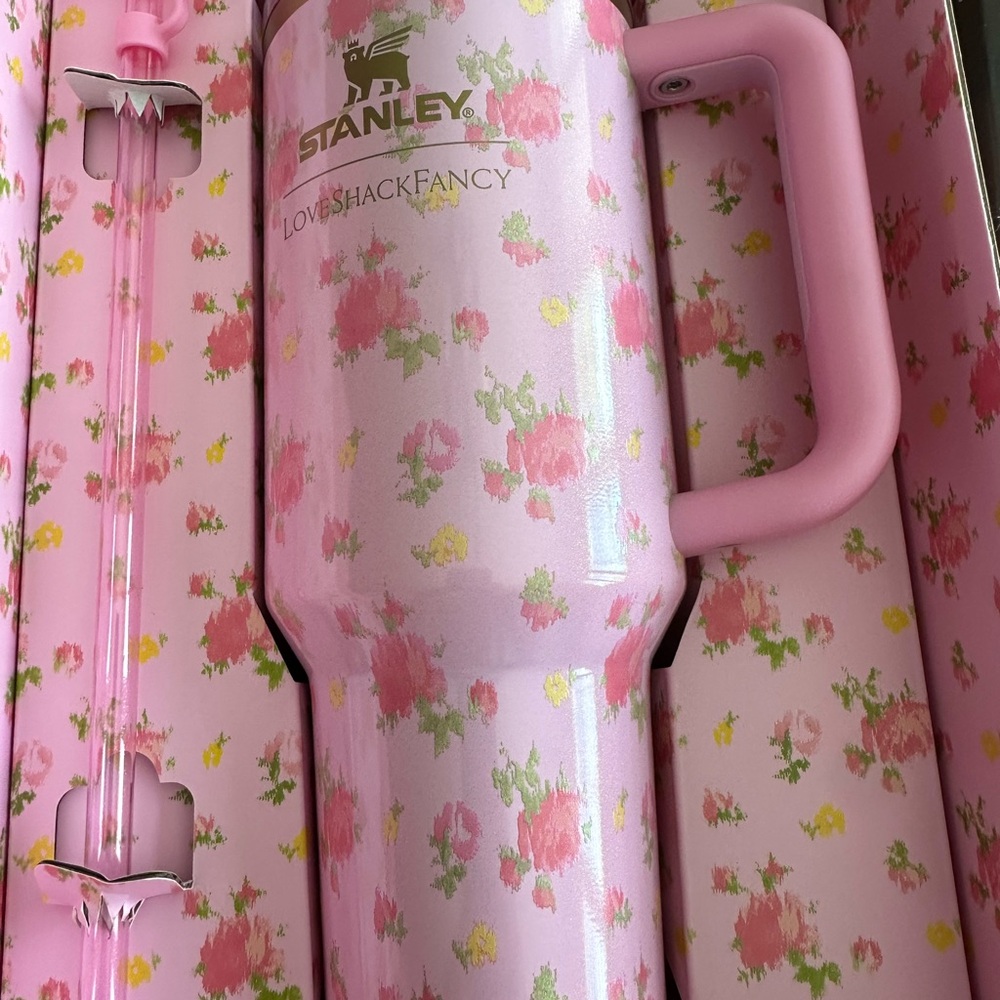 LoveShackFancy Limited Edition Stanley Ibiza Sunset Tumbler - Pink. New in Box - Picture 8 of 10